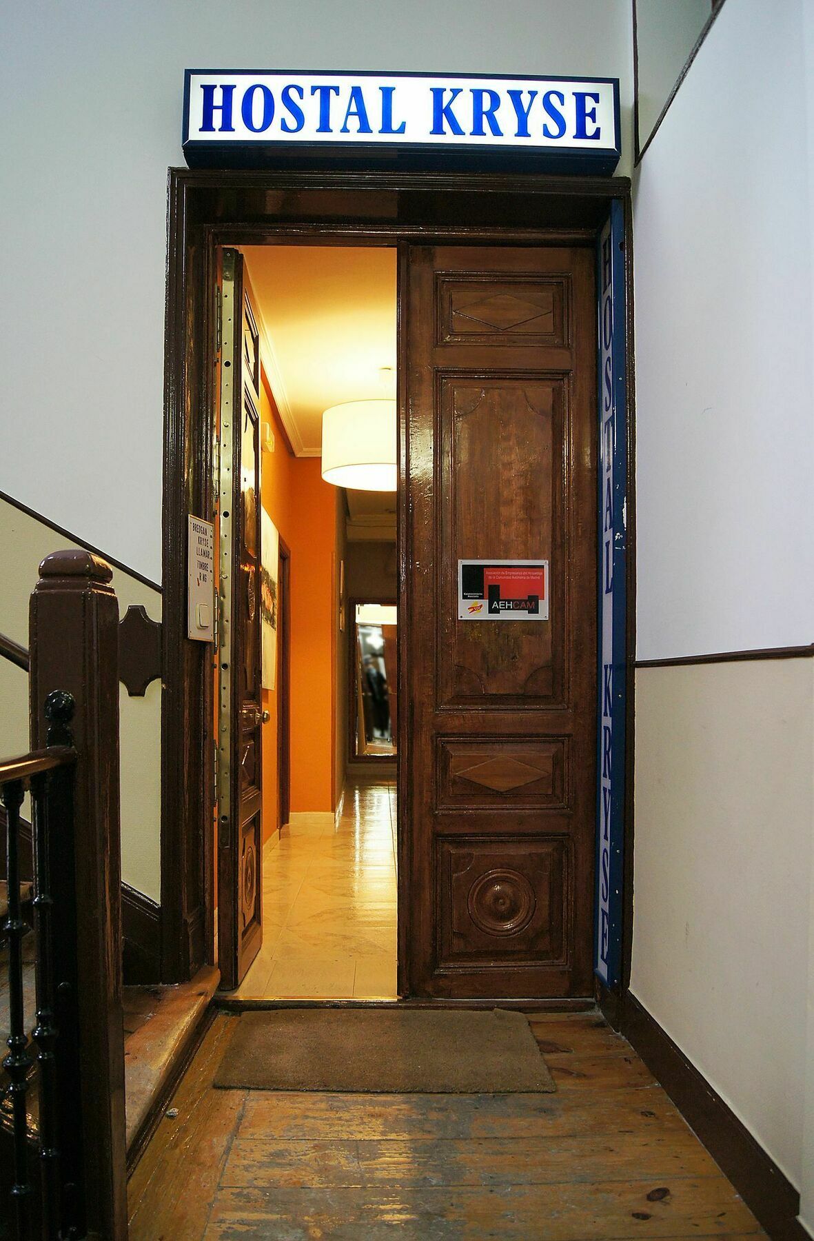 Hostal Fuencarral Kryse Madrid Ngoại thất bức ảnh